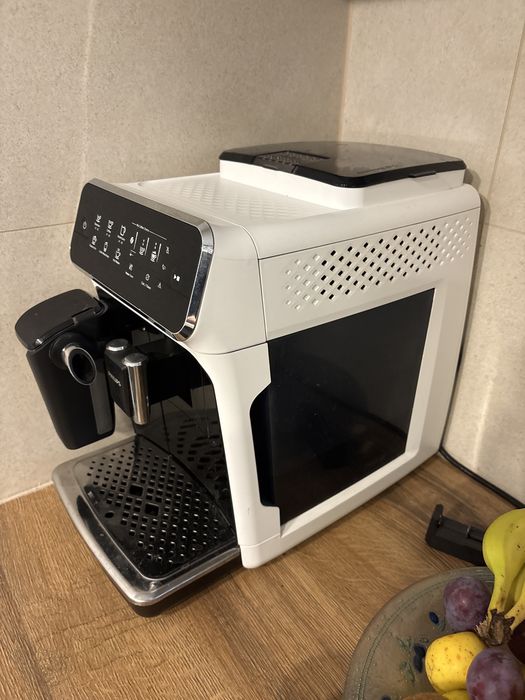 Expresor automat philips latte go seria 3200!