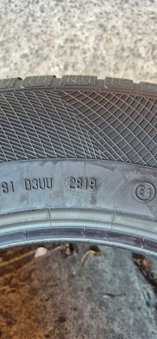 4 anvelope iarna Continental 235/65/17,ca si noi.Pretul este pe bucata