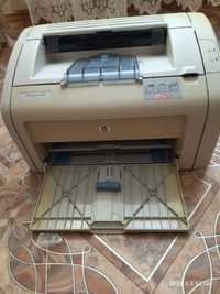 Продам принтер HP Laserjet 1018
