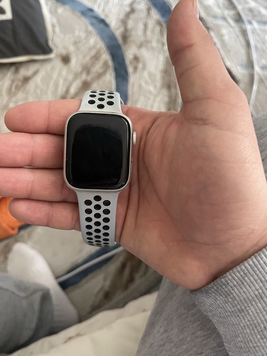 Apple Watch 7 nike 45mm