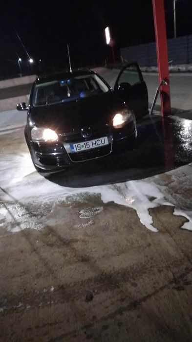 Vând golf 5 an 2009 în stare foarte bună de funcționare