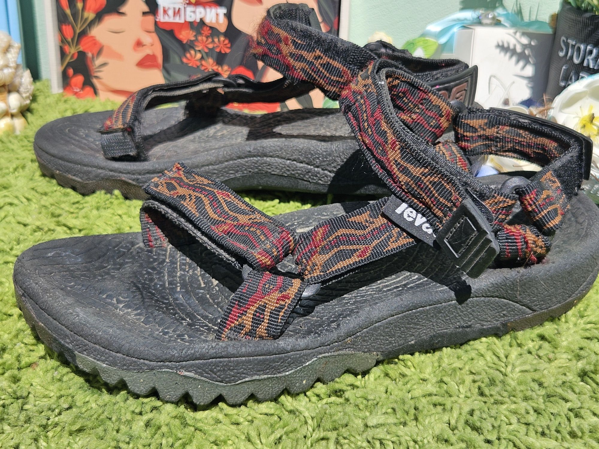 Teva оригинални сандали N38,5