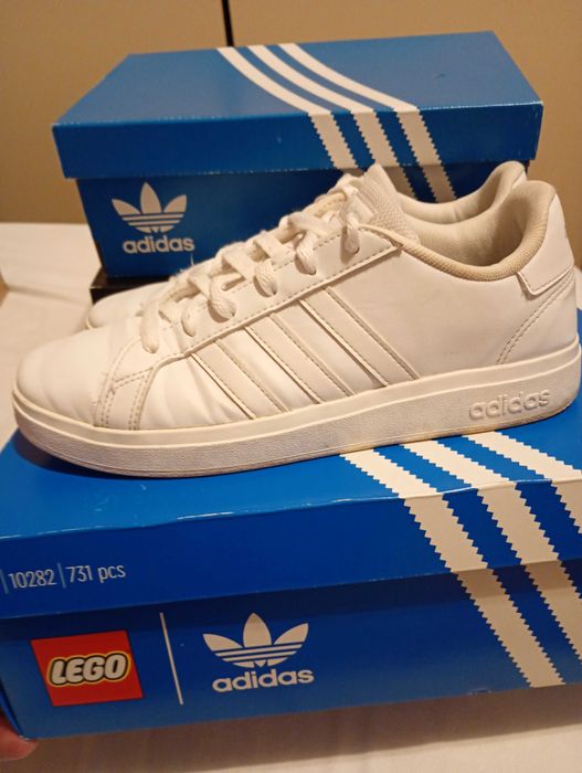 Pantofi sport Adidas nr.38