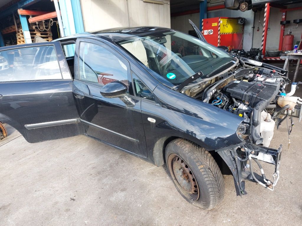 Dezmembrez fiat grande punto evo 1.4 benzina