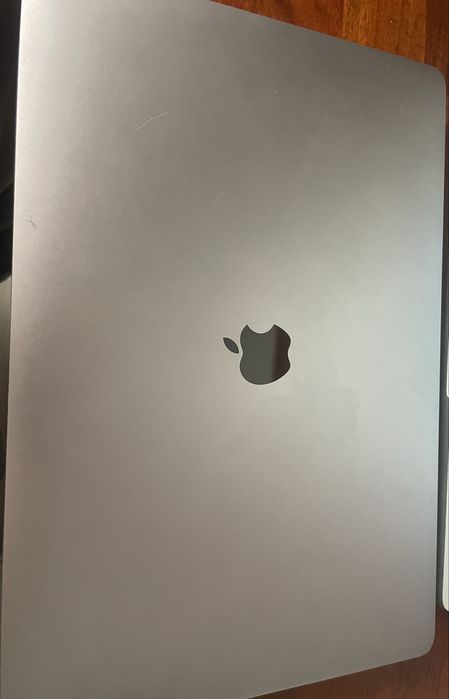 Macbook pro 15" 2017 touchbar