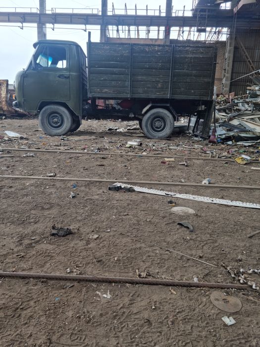 uaz 3303 Rasxot yo'q olib Haydaysiz