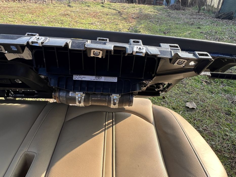 Арматурно табло със airbag audi a8 d4