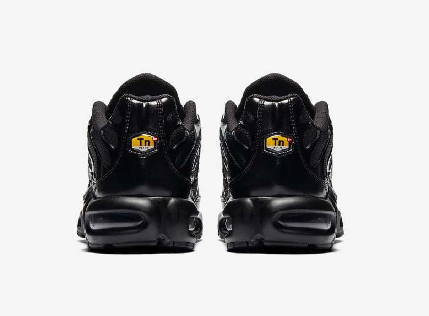 Nike Air Max Plus Man Sport Modern New All Black PLUS