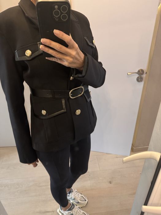 Elisabetta Franchi сако M размер