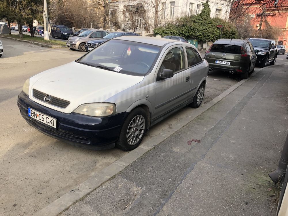 Dezmembrez opel astra g 2 si 4 usi