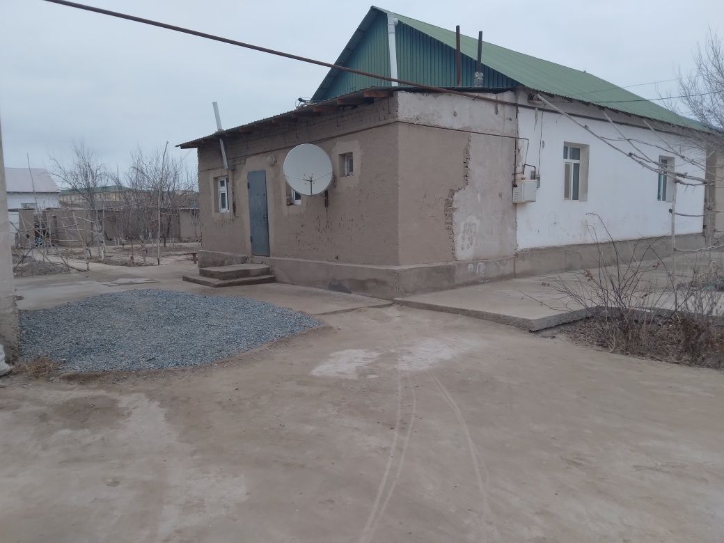 Хожан ауылда 25 (Нурмакан) кошедеги 61 жай сатылады 300млн сум