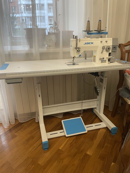 Швейная машина Jack JK-20U-63Z