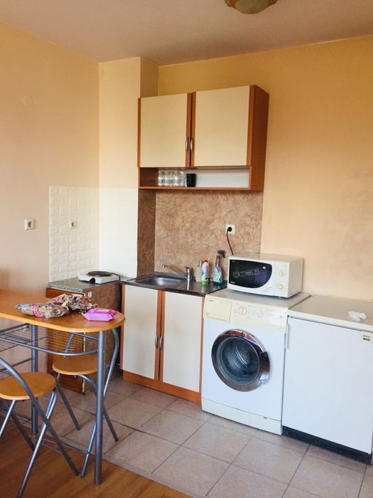 Дава се под наем Едностаен апартамент в Пловдив, Въстанически - 60 кв.м за 255 € - Снимка #1