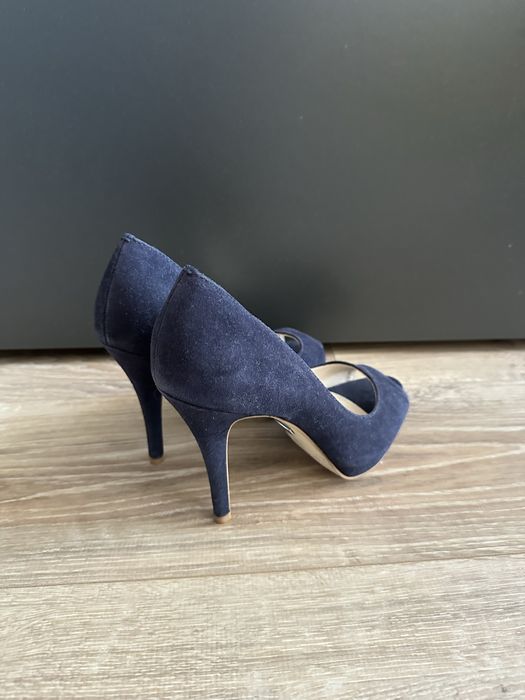 Обувки на ток номер 38