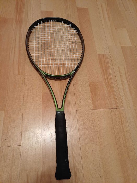 Тенис ракета Wilson Blade V8