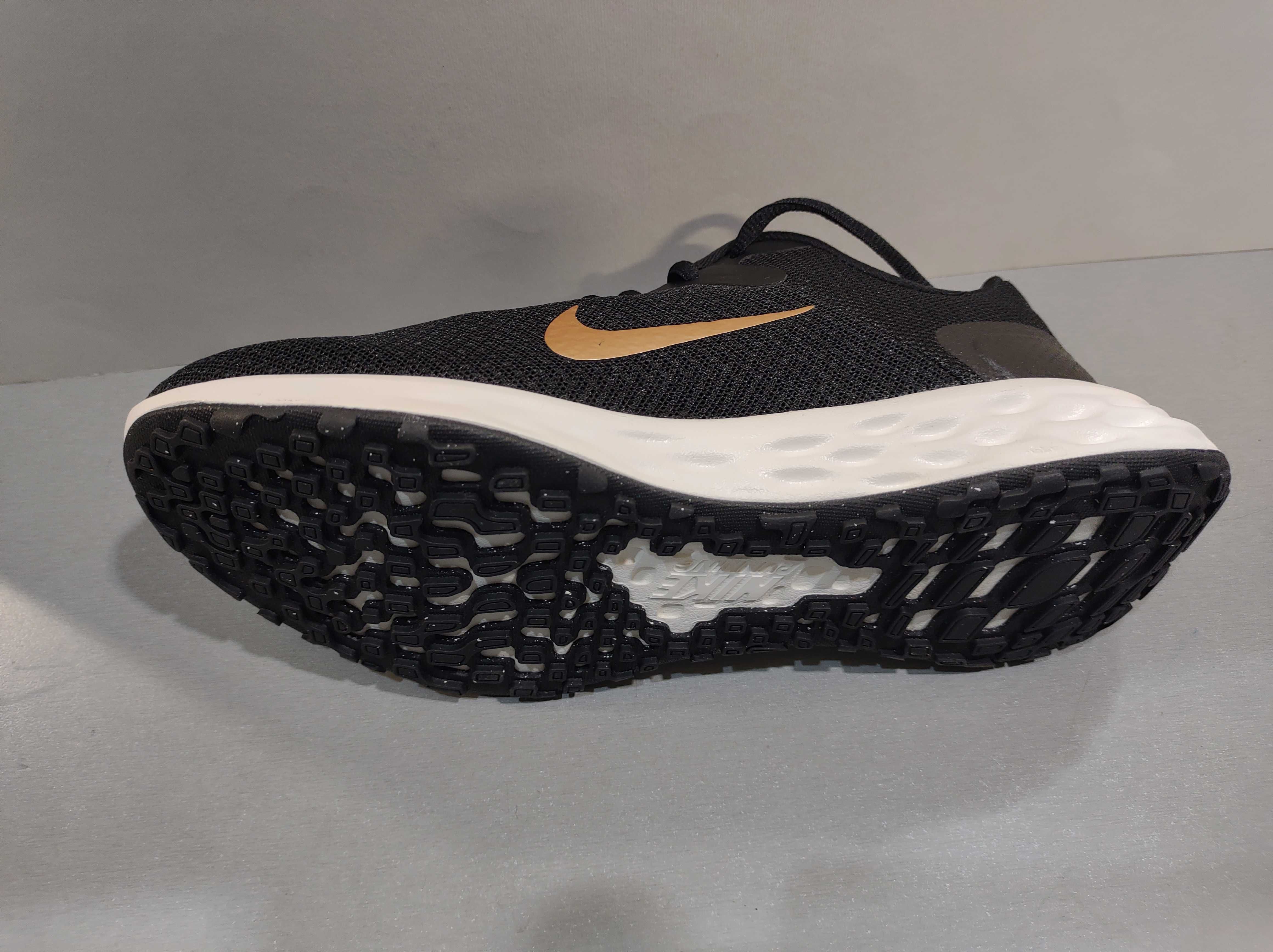 Nike Running N37,5.Дамски маратонки.Нови.Оригинал.