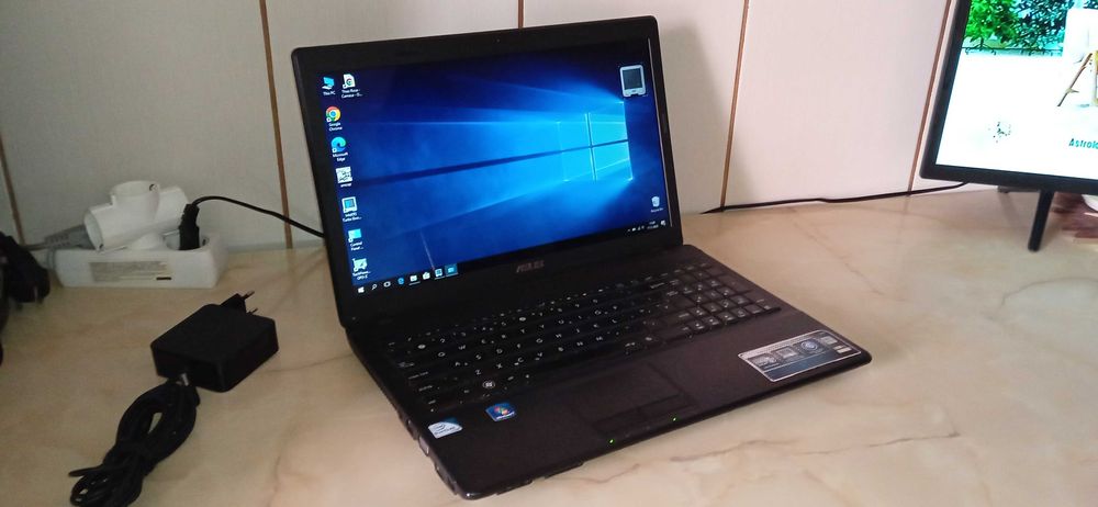 Laptop Asus K54 i5 8gb ram ddr3 hard 1 terra display 15,6 led bateria