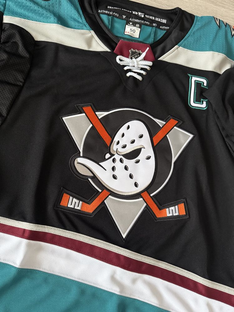 Fanatics / NHL jerseys