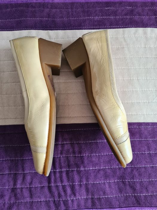 Pantofi dama eleganți