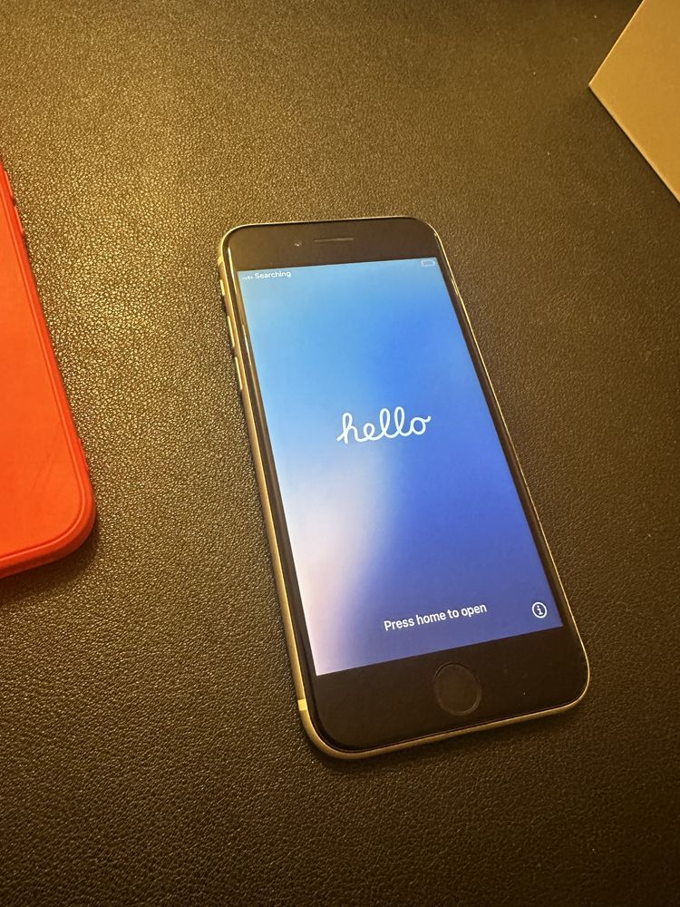 Iphone SE 2020 като нов