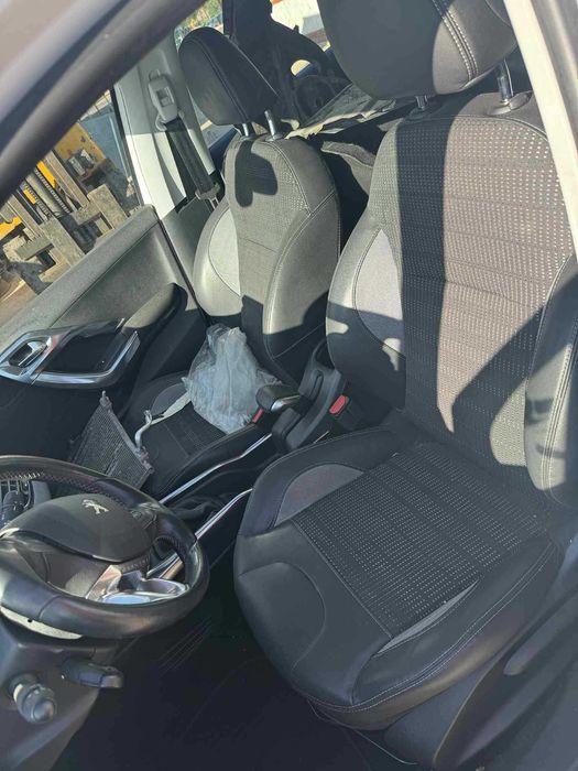 Пежо 2008 / Peugeot 2008 1.6HDI