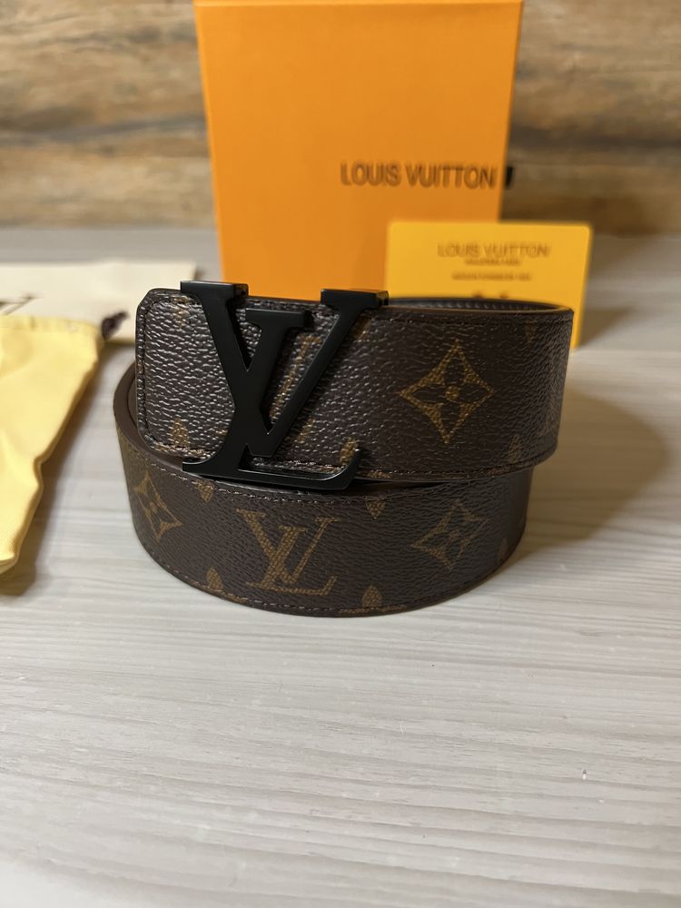 Curea Louis Vuitton Maro/Black Piele 120cm