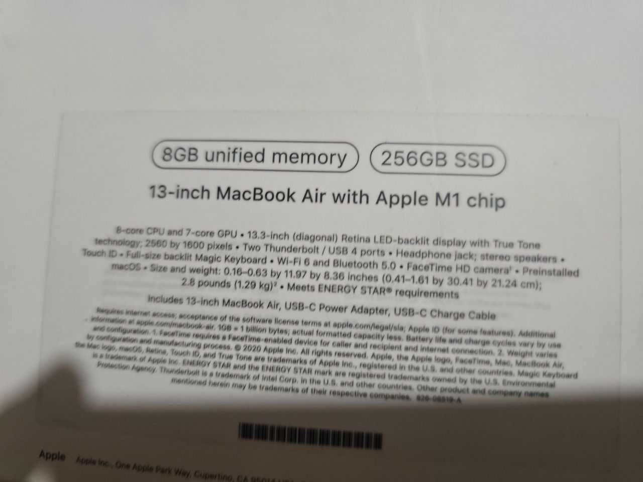 Продаю Macbook M1 13 8/256 в идеальном состоянии