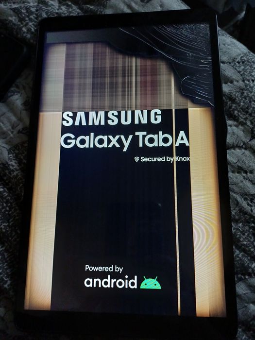 Samsung Tab A продам на запчасти.