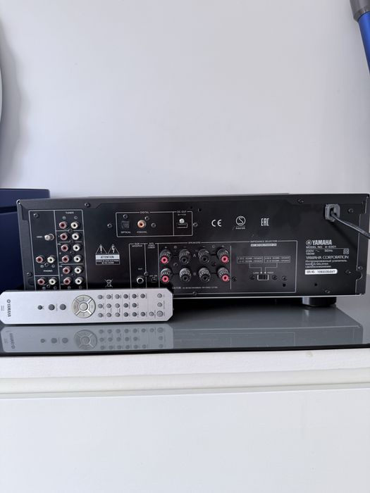Vand amplificator Hi-Fi Yamaha A-S301