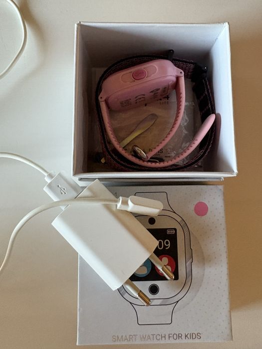 Часовник Майки розов