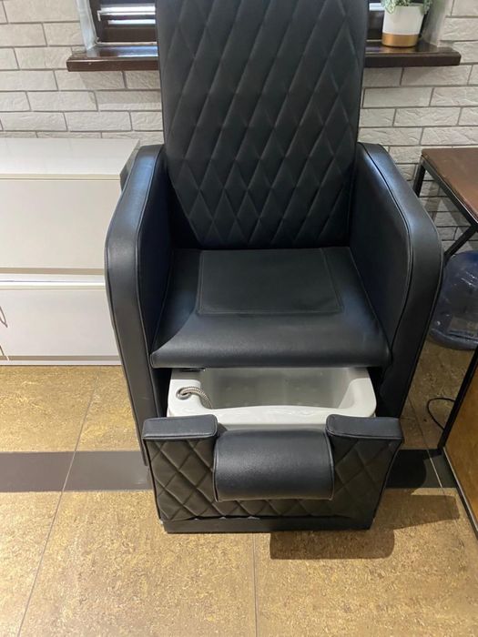 Кресло педикюрное новое