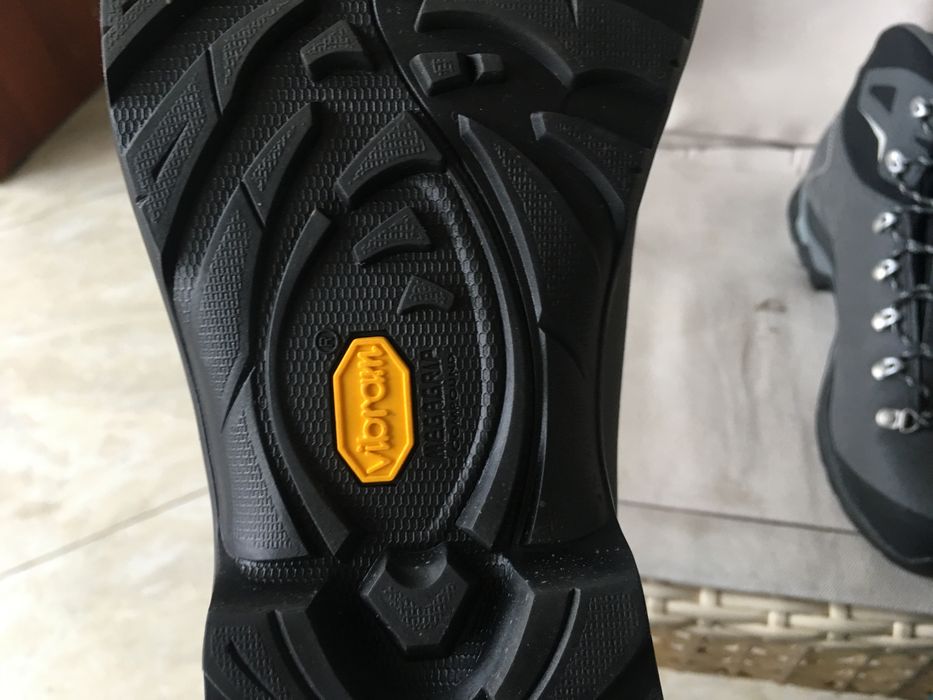 Мужские ботинки