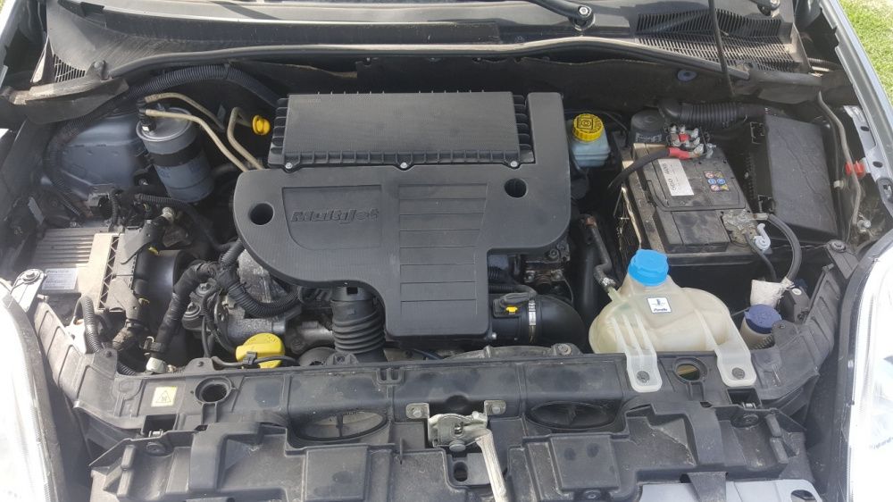 Фиат Гранде Пунто 1.3 Мултиджет дизел 90к.с. на части