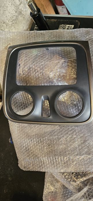 Grila logan pentru logan 2