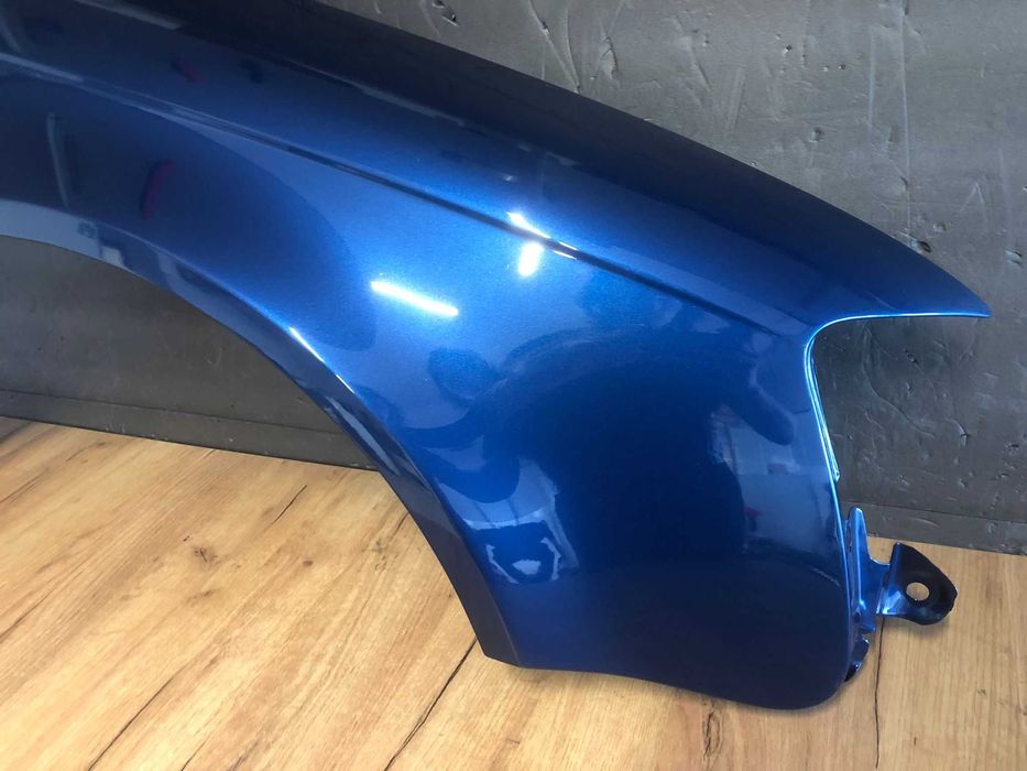Aripa Fata Dreapta Audi A4 B7 An 2004-2007 (LZ5C (Albastru))