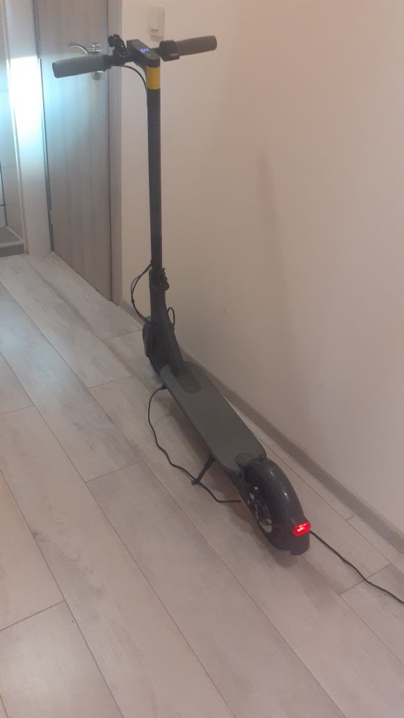 Xiaomi Mi Electric Scooter 1S