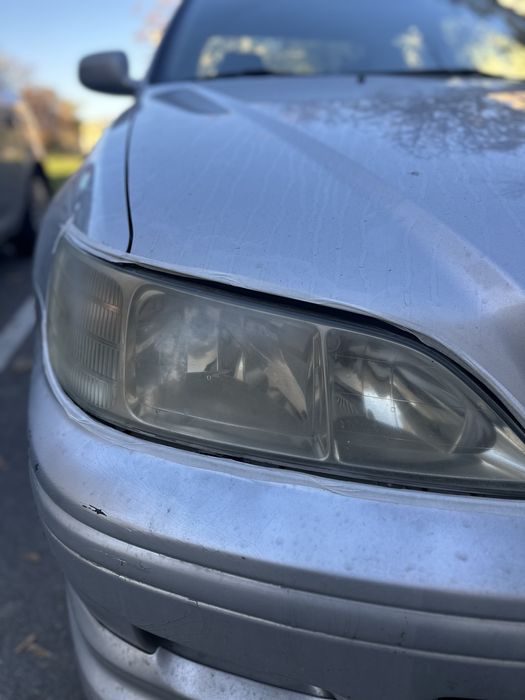 Полиране на фарове и детайлинг почистване