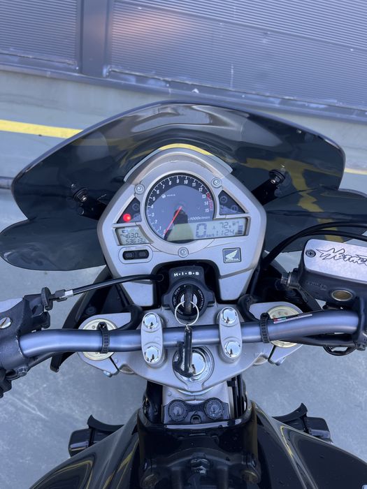 Honda hornet pc 41