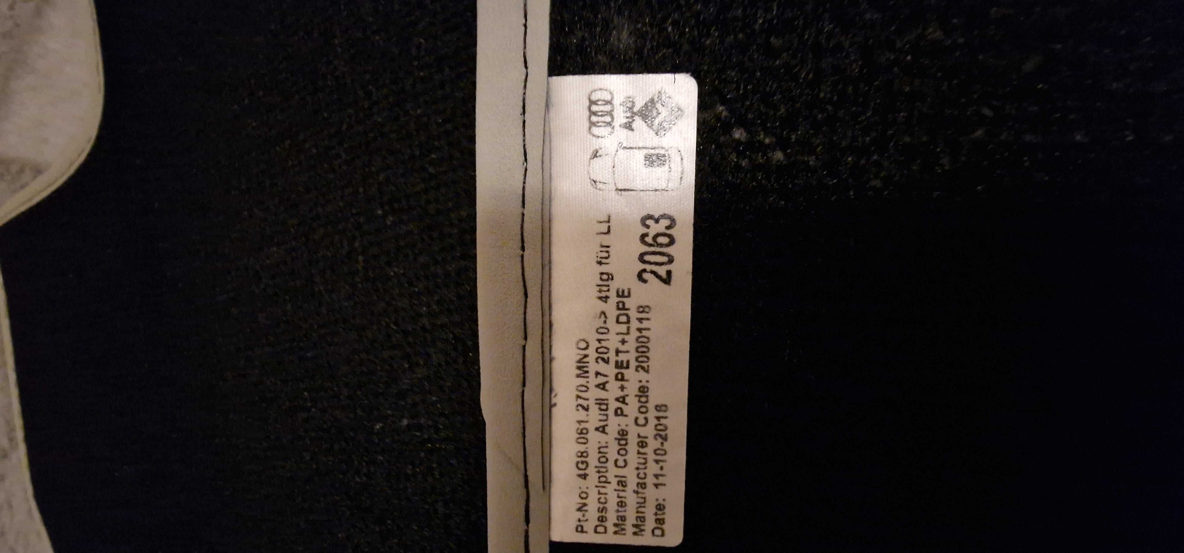 Audi A7 moketni stelki 2010>
