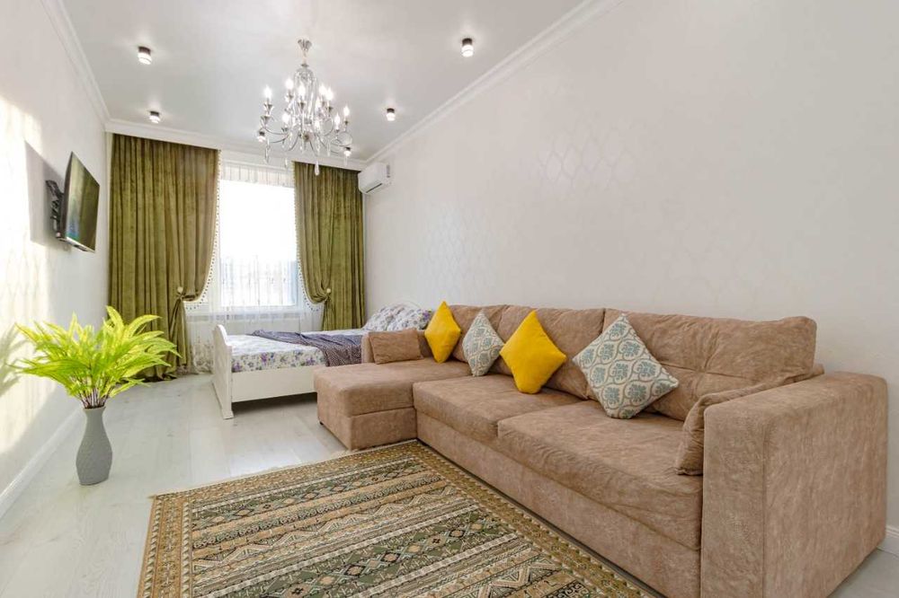 Теплая ,чистая квартира возле Байтерек (ул.Достык 8б)