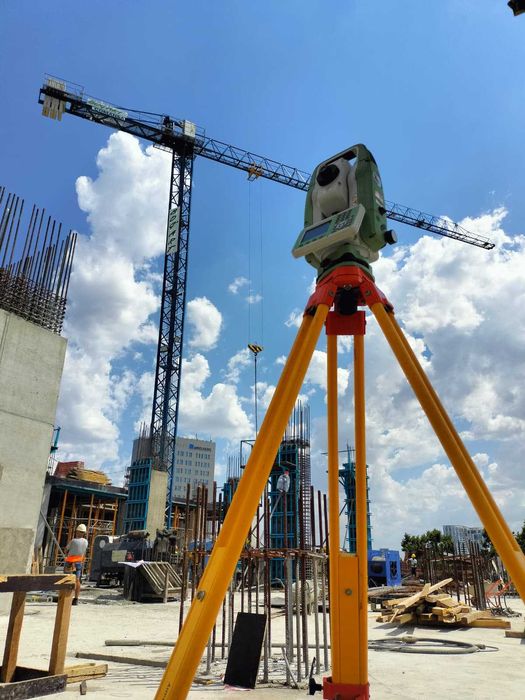 Firmă specializată în măsurători topografice