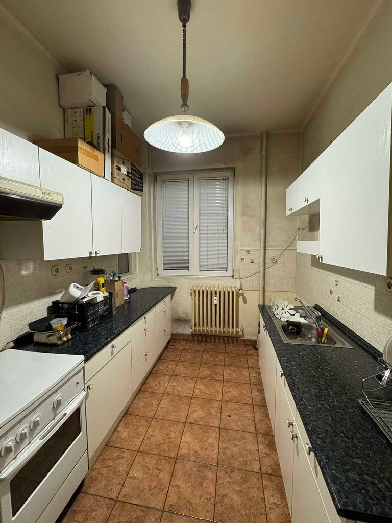 Продава се Четиристаен апартамент в София, Център - 150 кв.м за 4267 €/кв.м - Снимка #1