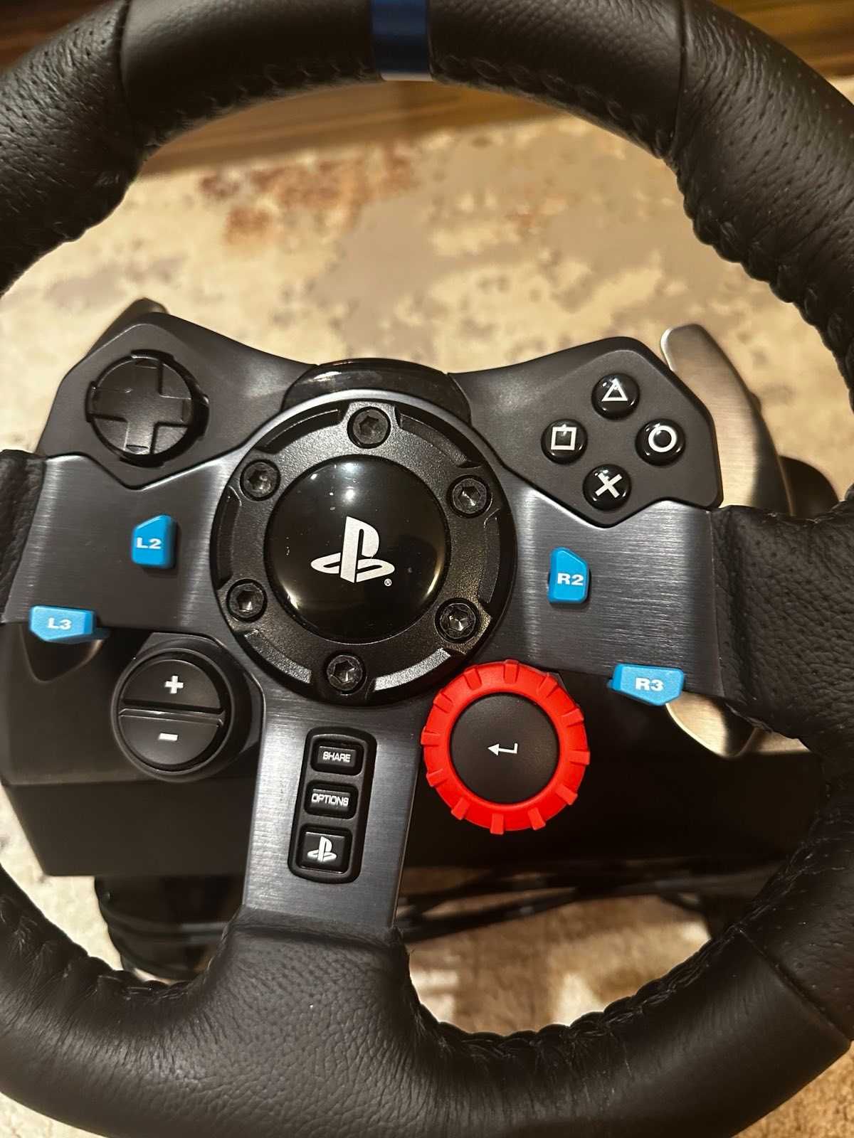 Logitech g29 в перфектно състояние