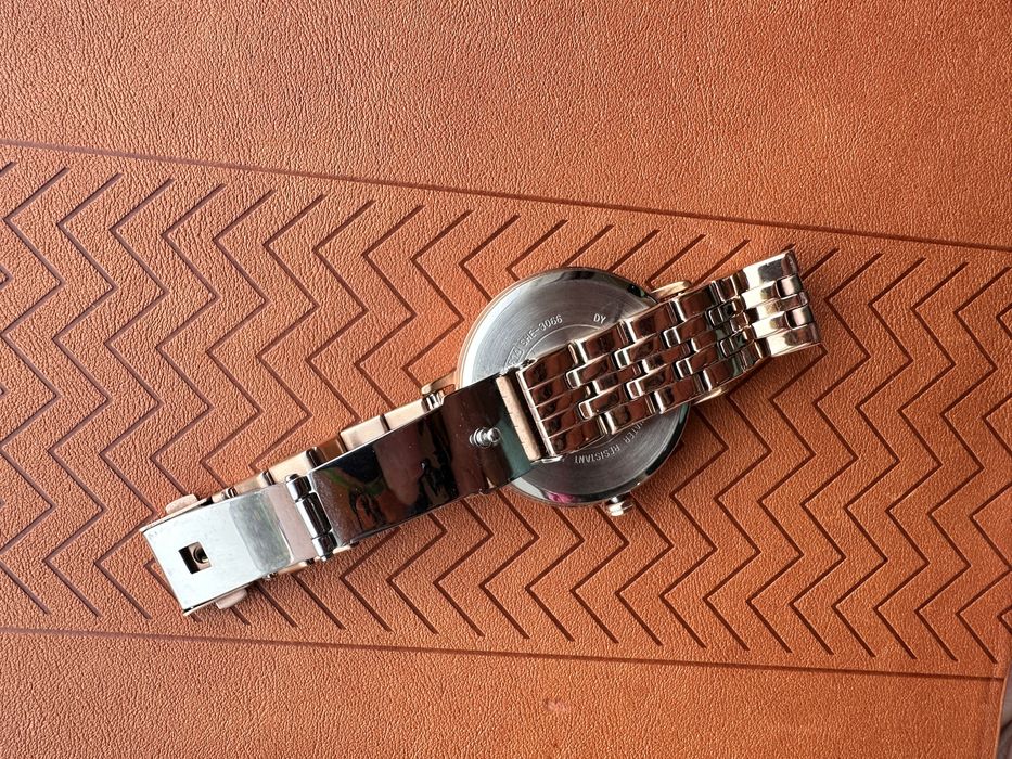 Часовник дамски CASIO Sheen