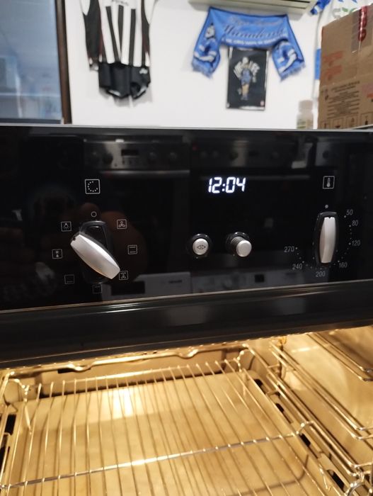 Фурна NEFF Black Edition
