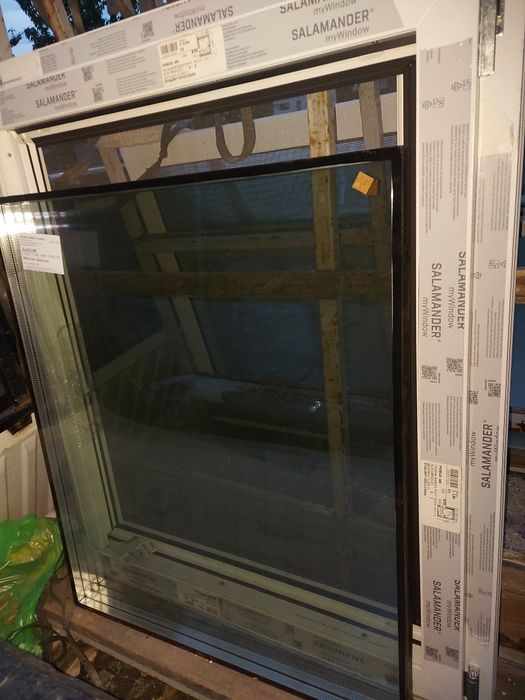 Vand 2 ferestre SALAMANDER 82, Triplex