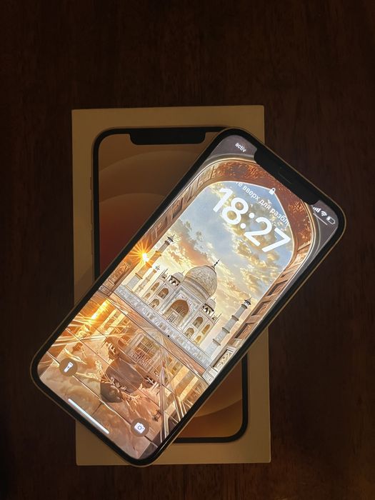 Iphone 12 64GB в отличном состоний