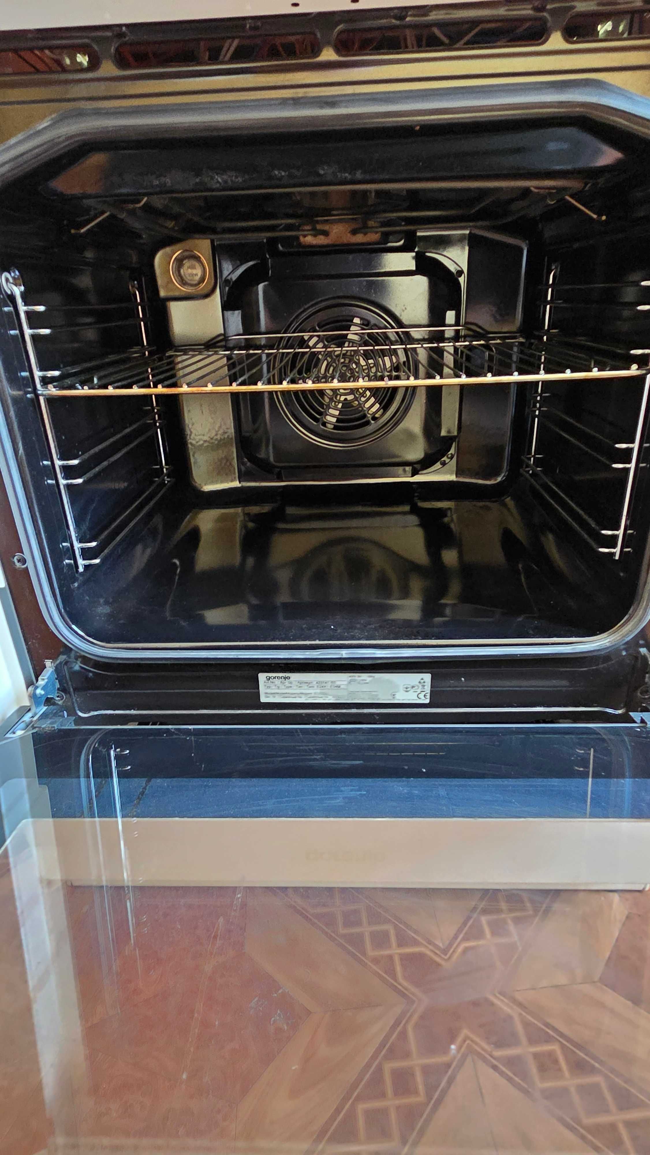Готварска Печка Gorenje EC67CLI  със стъкло керамичен плот.