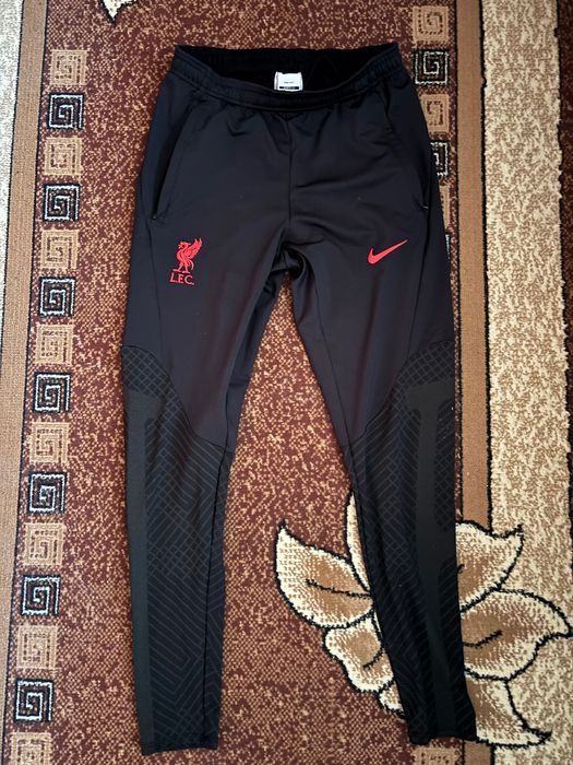 Nike долнище Liverpool S slimfit