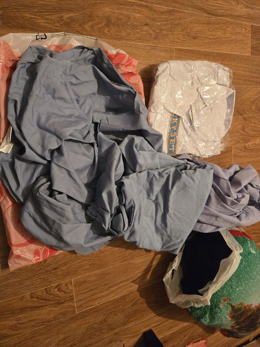 Охранага койлектер бар. Свитер бар, бари новый киилмеген.